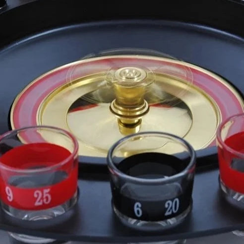 Joc ruleta cu 16 pahare de shot, Zola, rosu si negru Joc ruleta cu 16 pahare de shot, Zola, rosu si negru